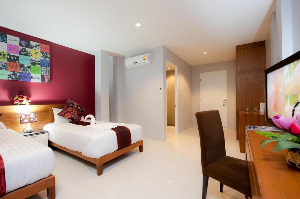 Rama Kata Beach Hotel Zimmer foto
